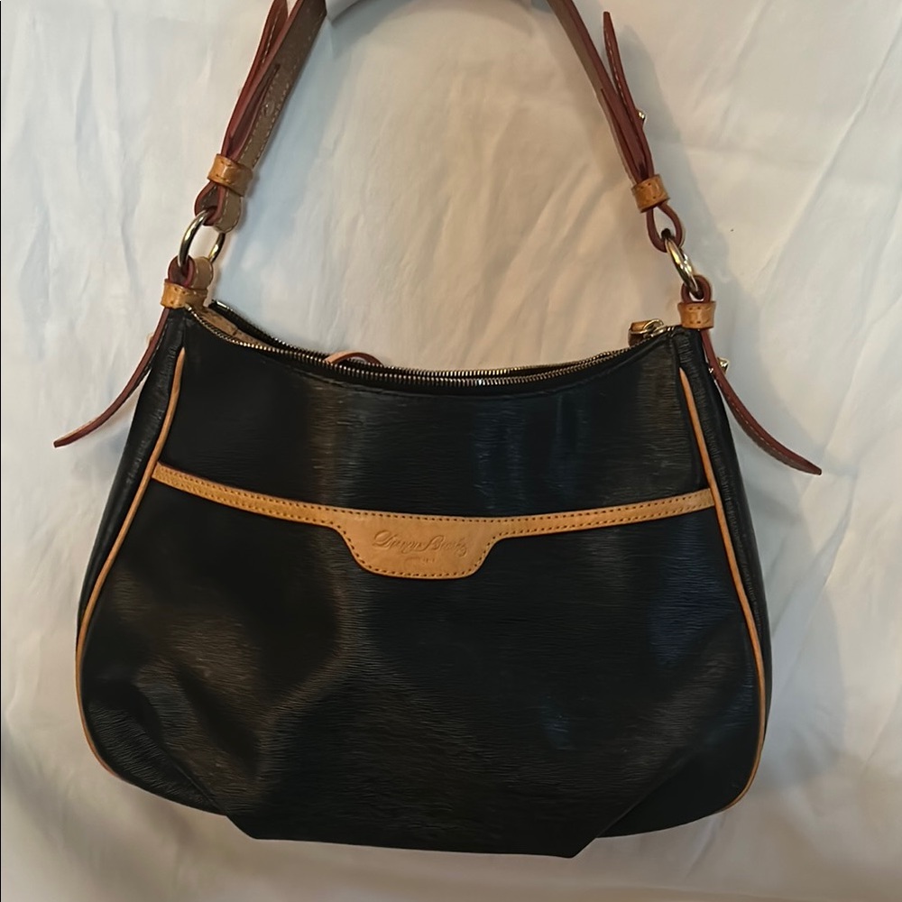 Elegant,Dooney  and Bourke Black and Tan Handbag